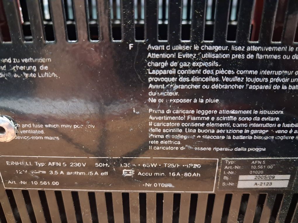 Зарядно устройство за акумулатор Einhell