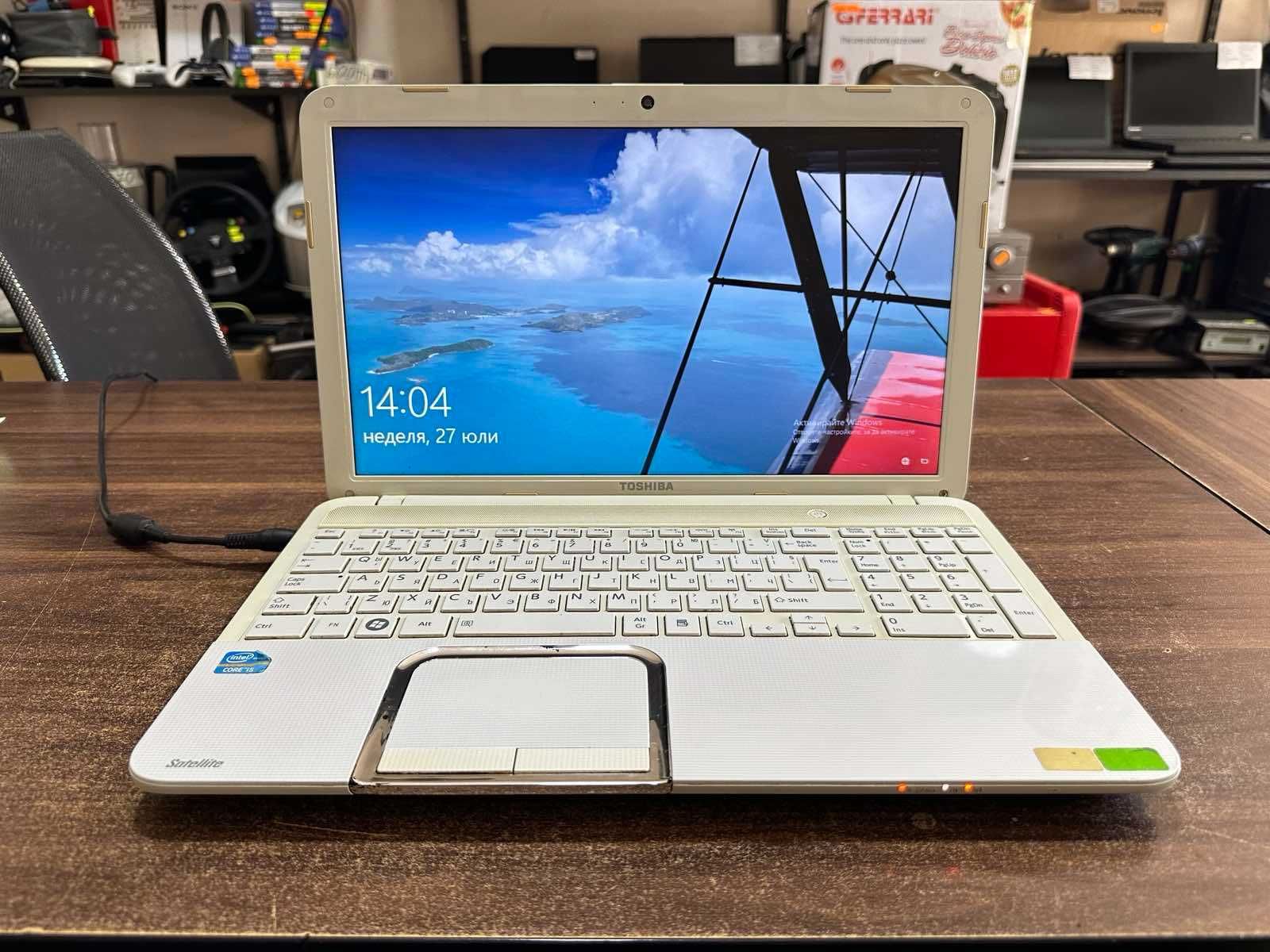 Toshiba Satellite L850-18U, i5-3210M, Ram 6gb, AMD Radeon HD, 1TB