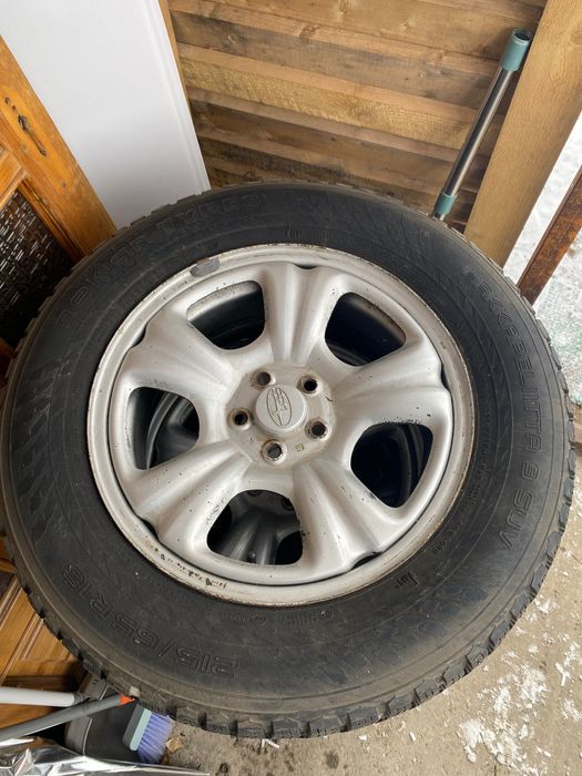 Шины nokian 215/65/R16, диски в подарок