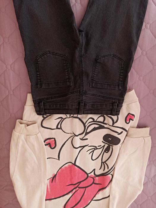 Детски ластични дънки и джинси с блузки