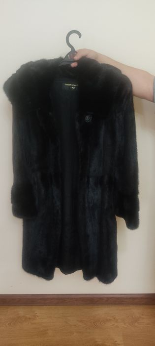 Продам шубу норковая