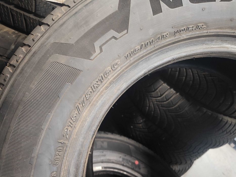 2бр.летни гуми 215/75/16C Nexen