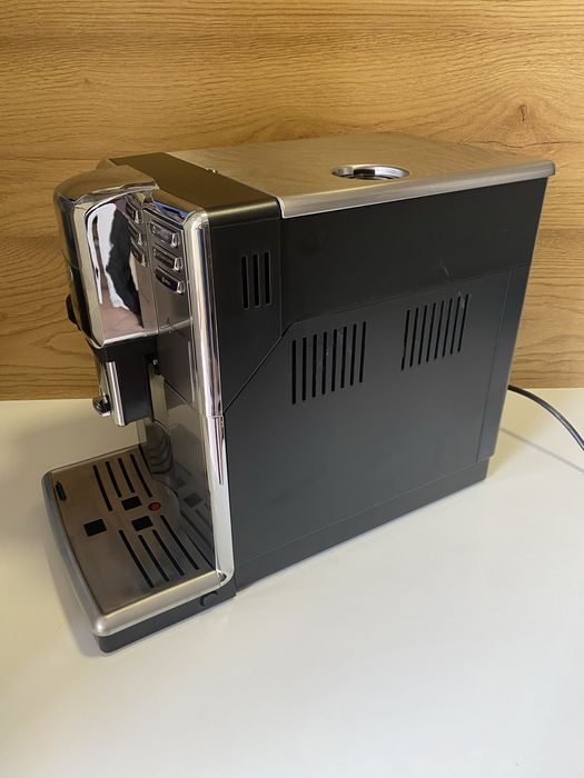 Aparat cafea expresor espressor philips saeco incanto cappuccino hd891