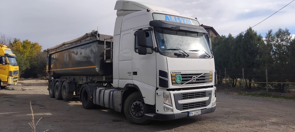 Vand asamblu volvo sau remorca albastra separat