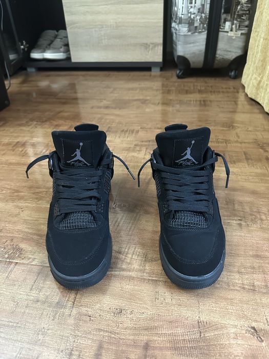 Jordan 4 Black Cat