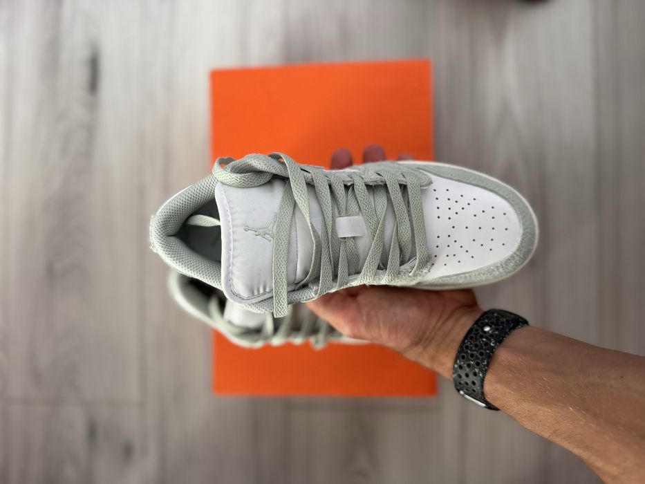 Nike Air Jordan 1 Low SE