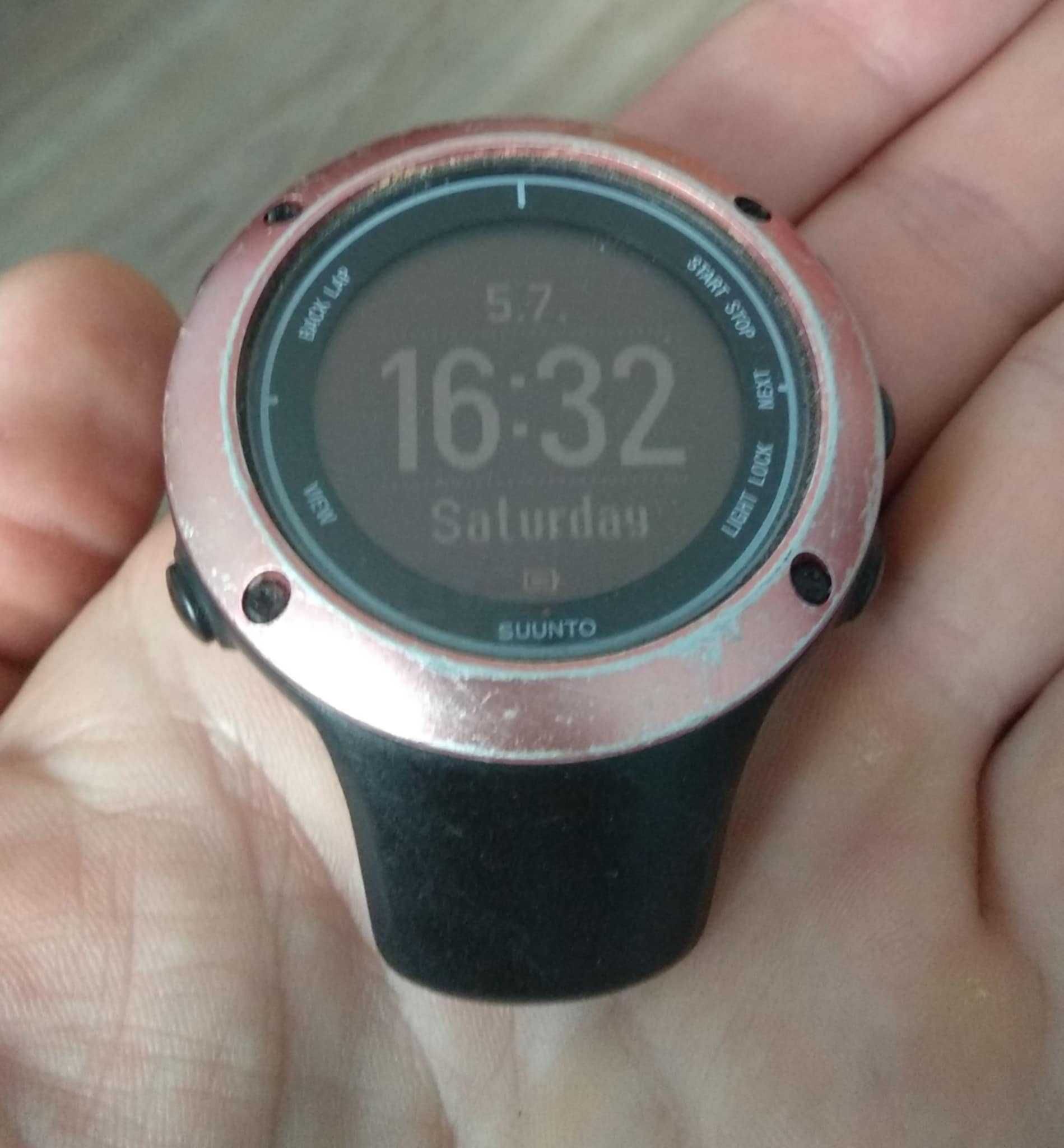 Спортен часовник Suunto Ambit 3 Peak плюс подарък Suunto Ambit 2 S