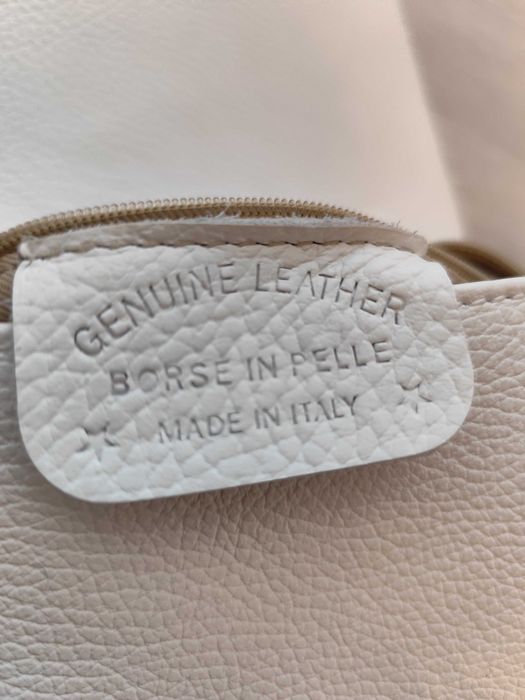 Geanta alba de piele