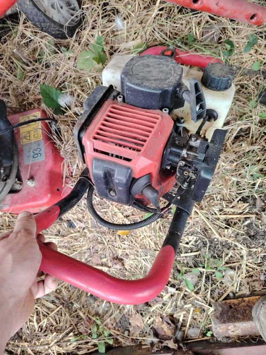 Продавам нещата от снимките