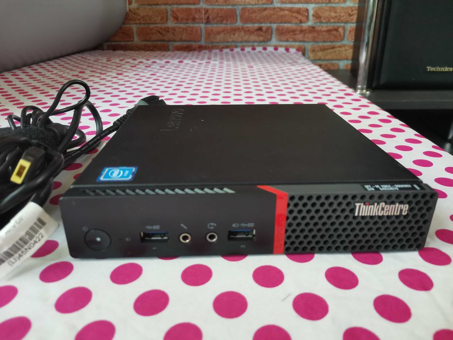 Mini PC Lenovo M600, Celeron N3000/4 GB / 120 ssd