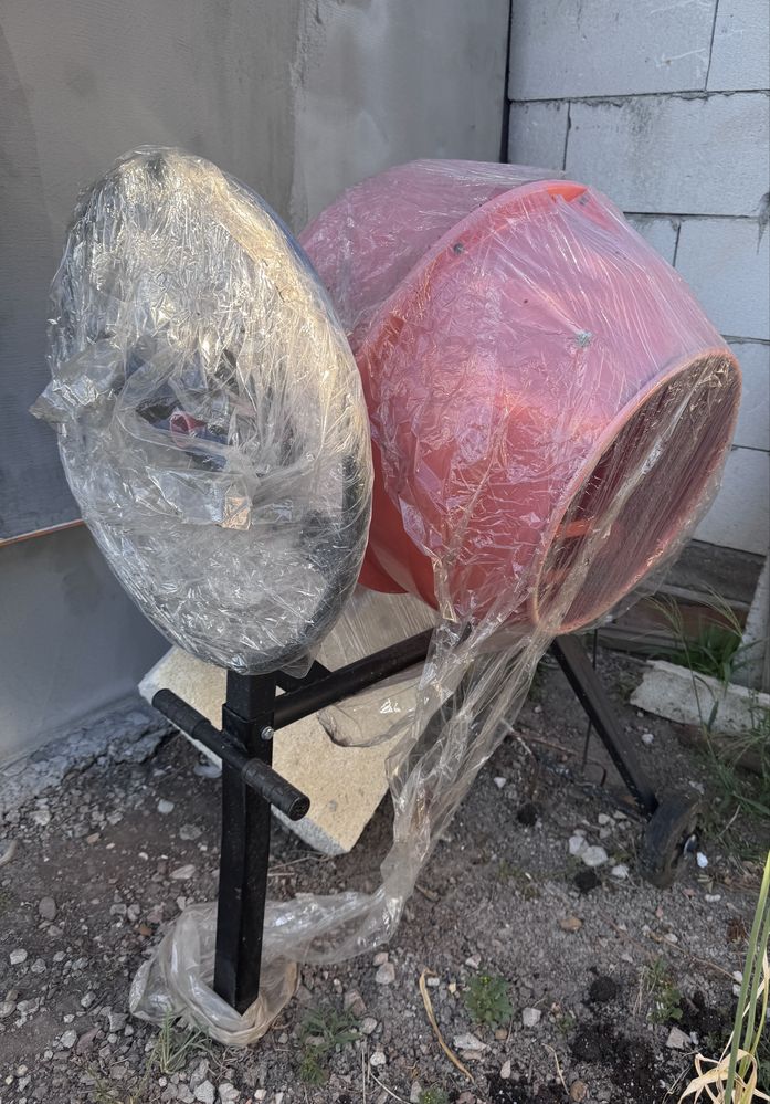 Betoniera bisonte 140l