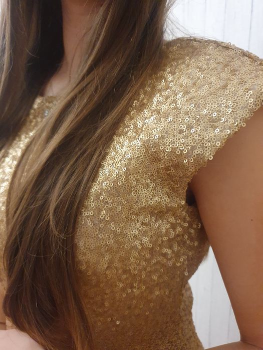 Страхотна рокля с пайети