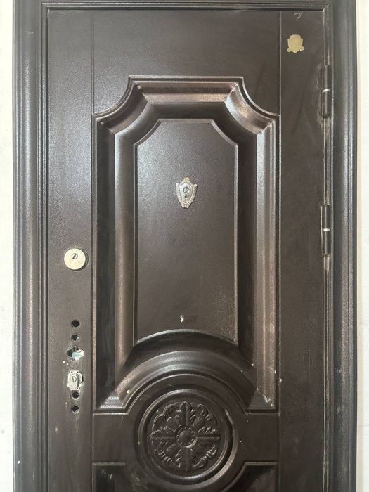 Temir eshik mustahkam