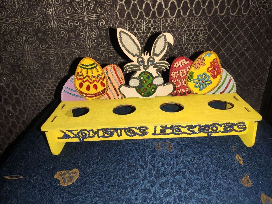 Подставка для пасхальных яиц