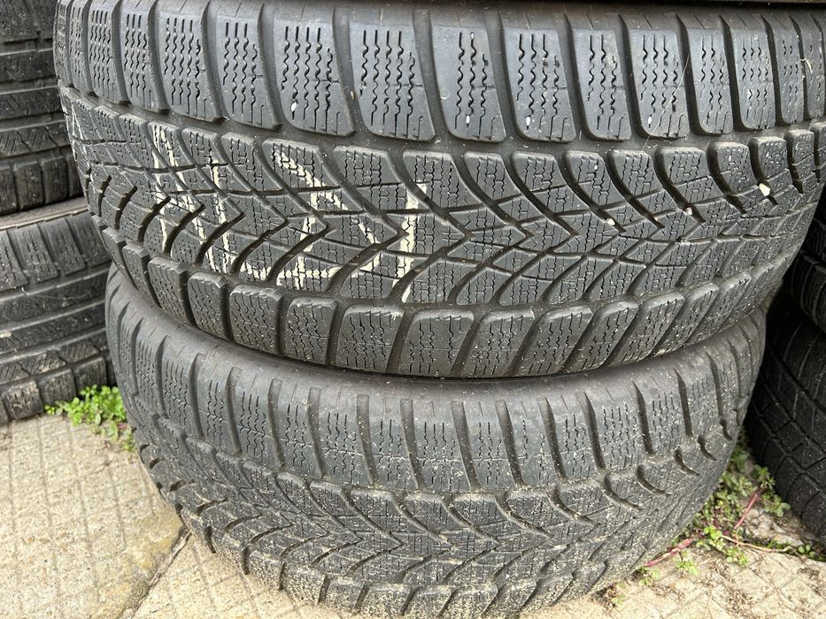 4 зимни гуми dunlop 225 55 17