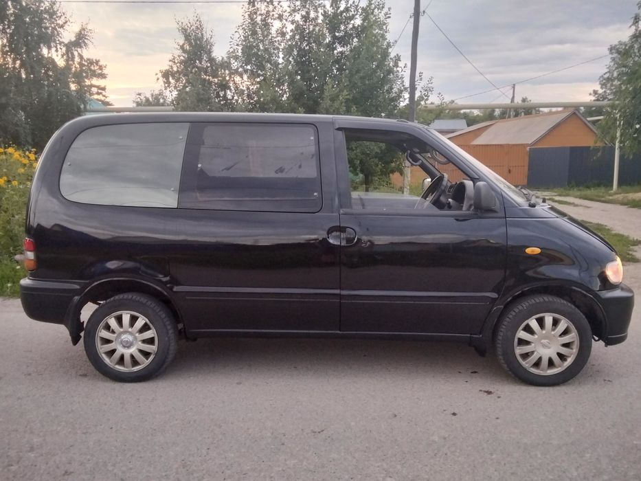 Продам Nissan Serena