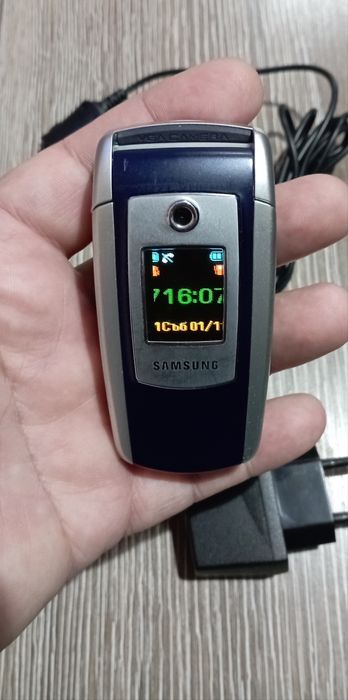 Samsung E700 Самсунг Мида като нов!!!
