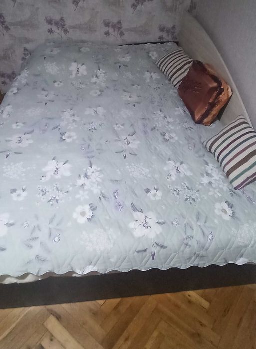 Спално легло 200/150