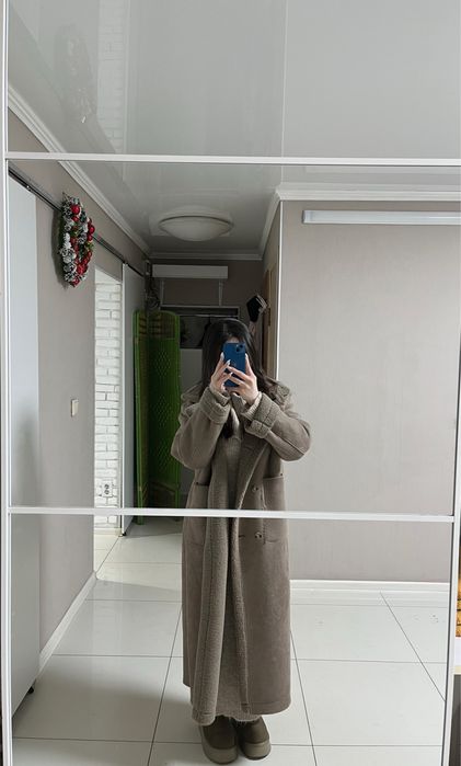 Продается зимняя дубленка