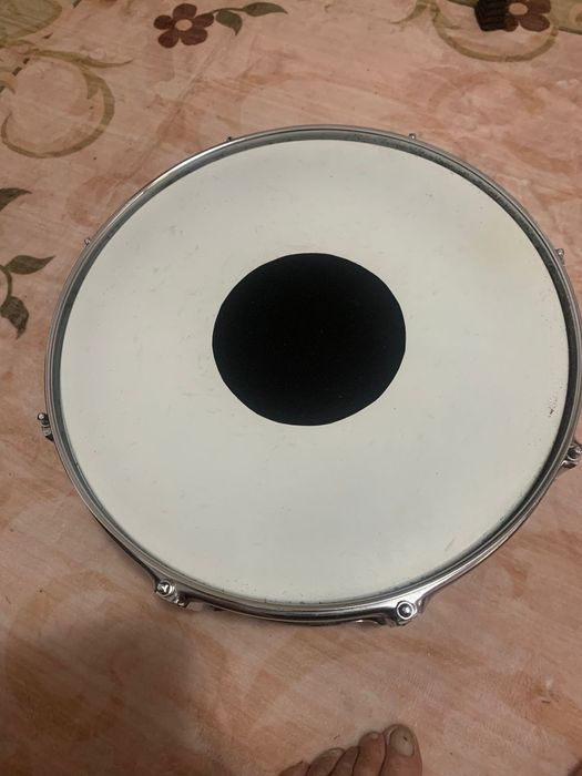 Vând premier din metal