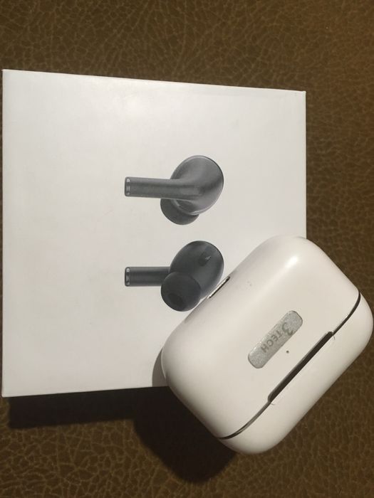 Продам IPhone AirPods 3 TECH