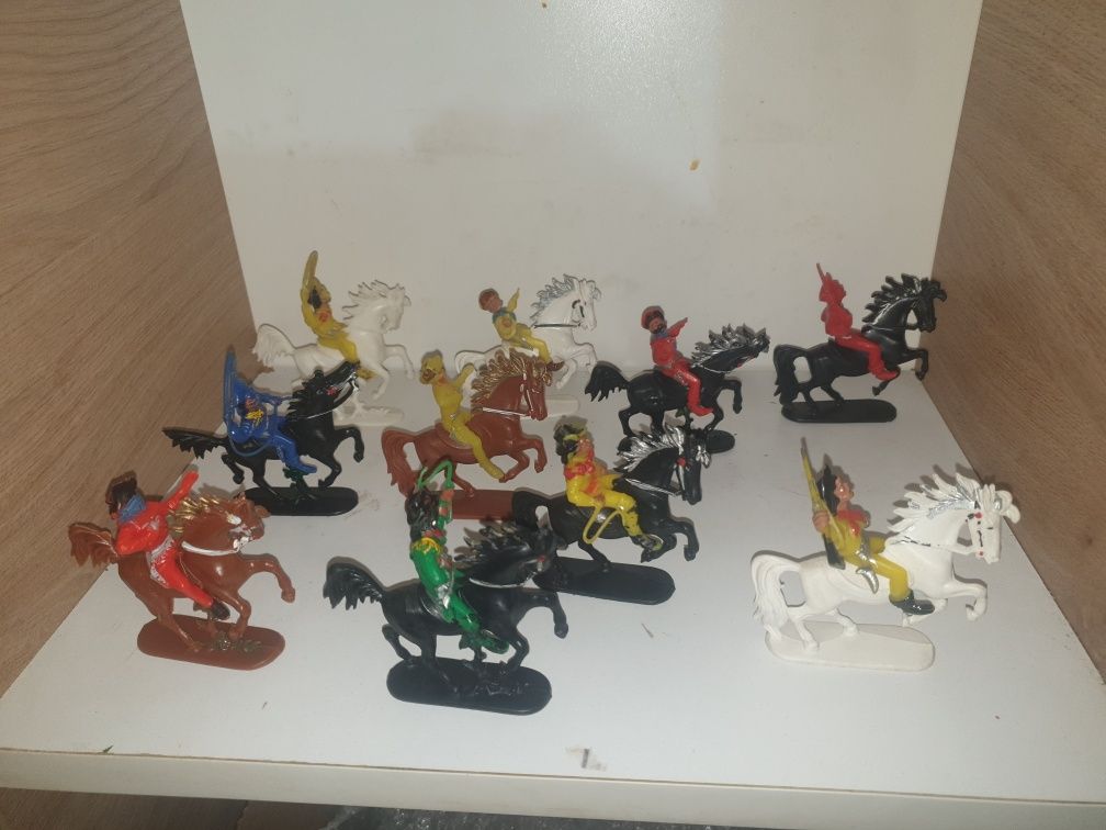 Lot 7 cowboys călare din plastic Jean Hoefler Germania