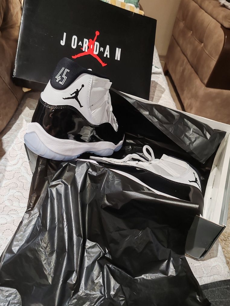 Air Jordan Retro 11 'Concord'2020