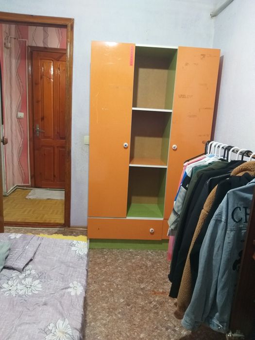 Возьму 1 девушку в квартиру