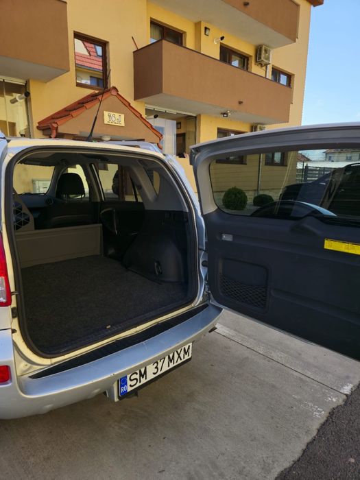 Toyota RAV4 2006, 2.2L Diesel 4x4 177CP
