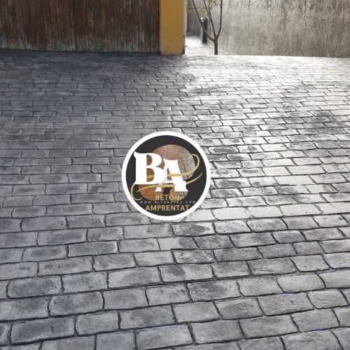 Beton Amprentat pentru Exterior , Inbunatateste-ti Curtea Acum.OFERTA!
