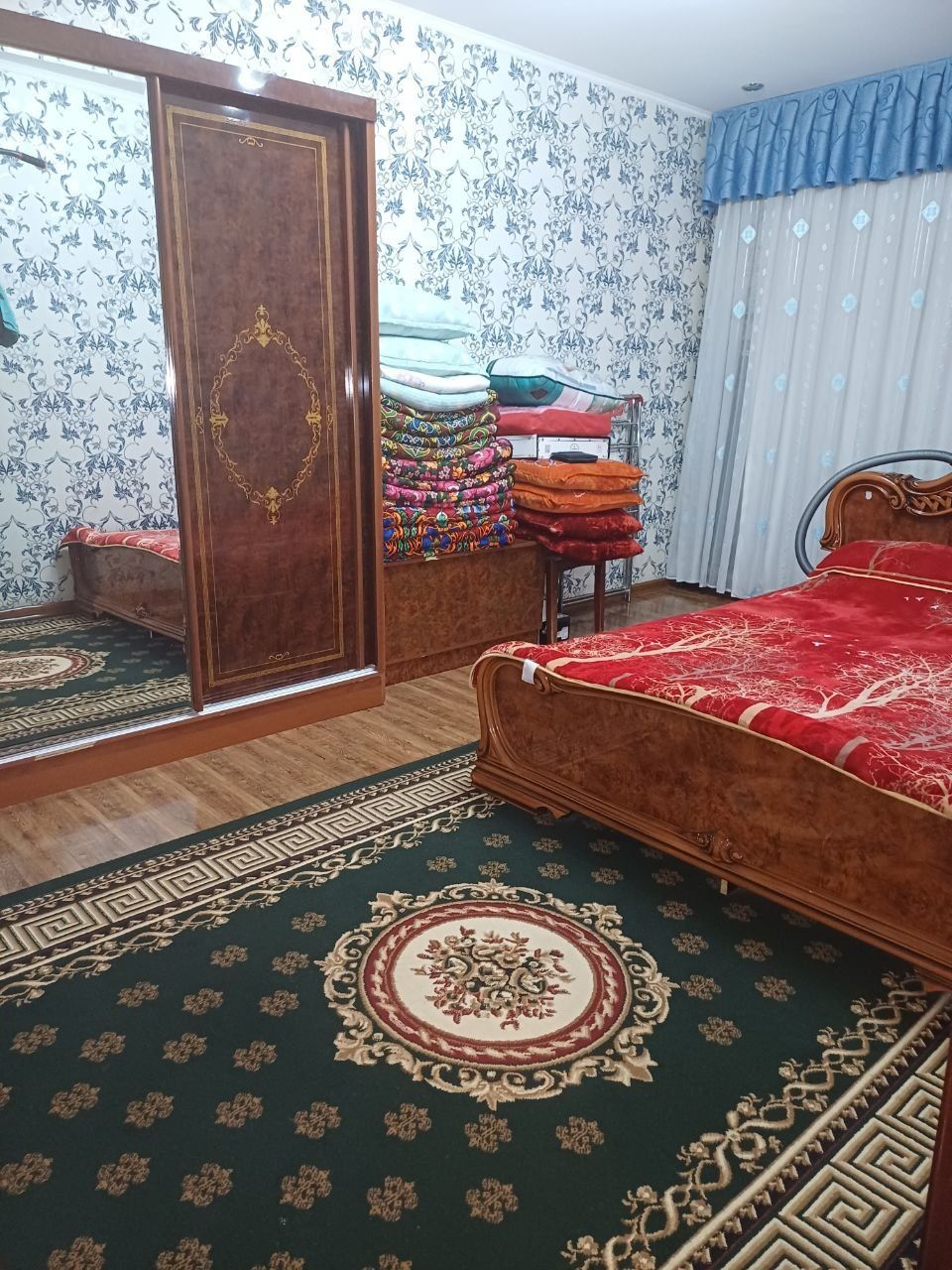 Срочно продаётся квартира 3/3/4 бал 1*5×6 феруза 65000