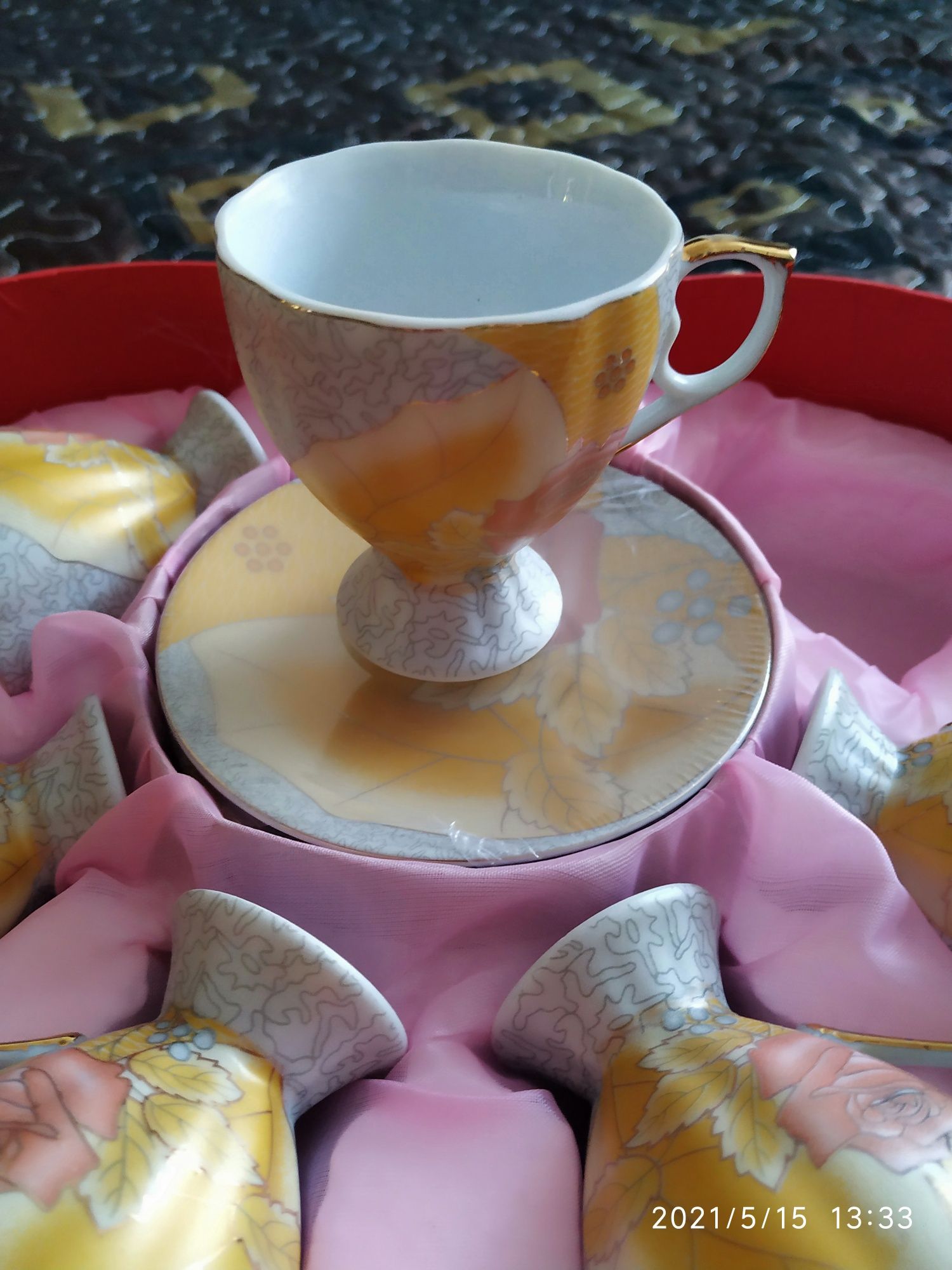Кофейный набор из шести чашек