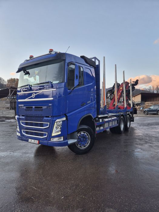 Volvo fh 500..mercedes actros..transport forestier lemn..macara