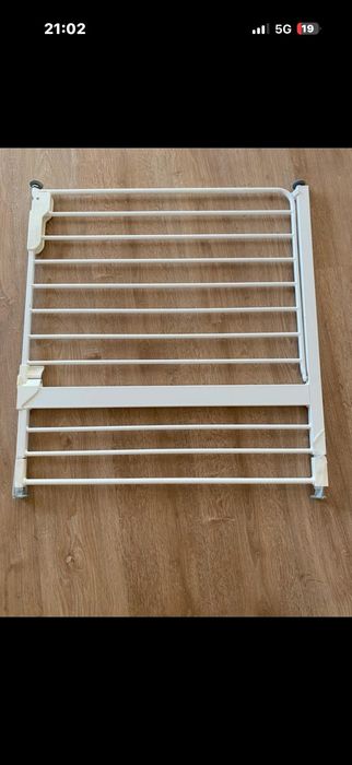 Vand poarta de siguranta pentru scari