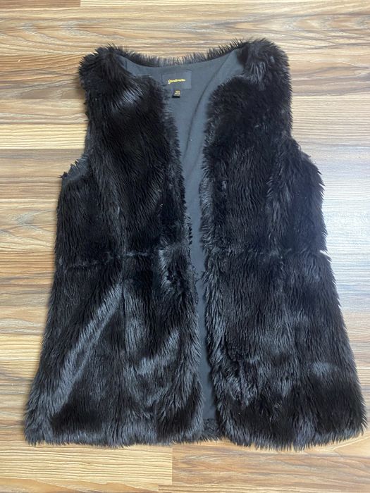 Vesta blanita neagra