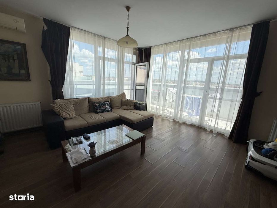 Vânzare penthouse deosebit , terasa mare situată pe două orientări ,