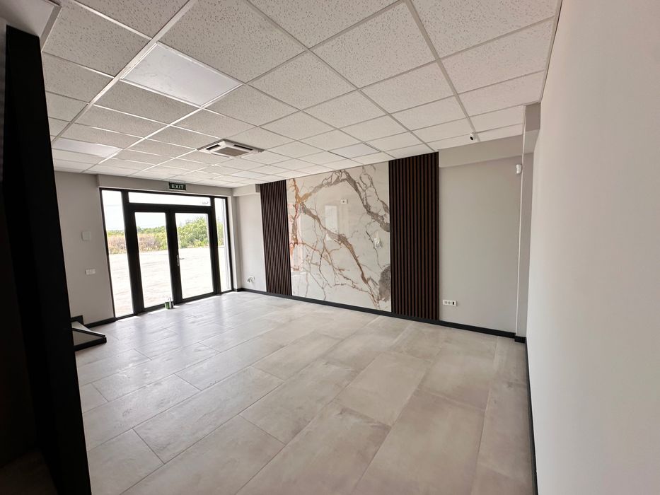 Haladepozit 600m2 | birouri 120m2  | teren 1650m2