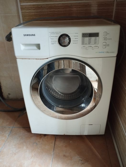 Prodayotsa stiralnaya mashina samsung