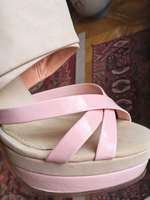 17
Sandale Elegante Bej&Roz – Versatile, pentru ocazii/ținute casual