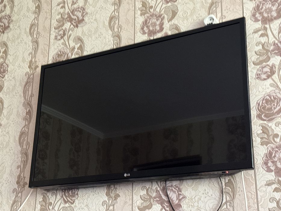 Продам телевизор LG