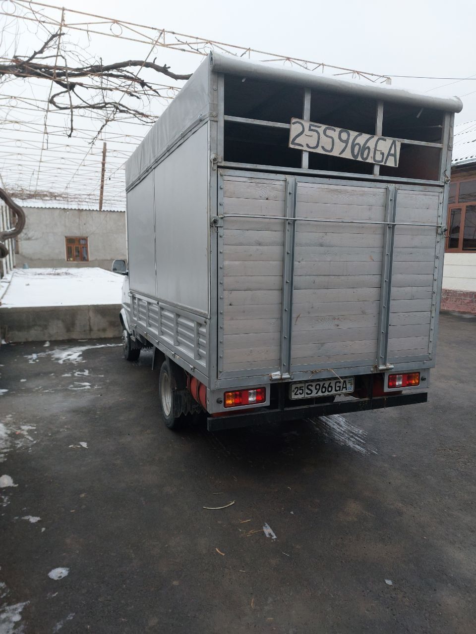 Dongfeng D 50 sotiladi