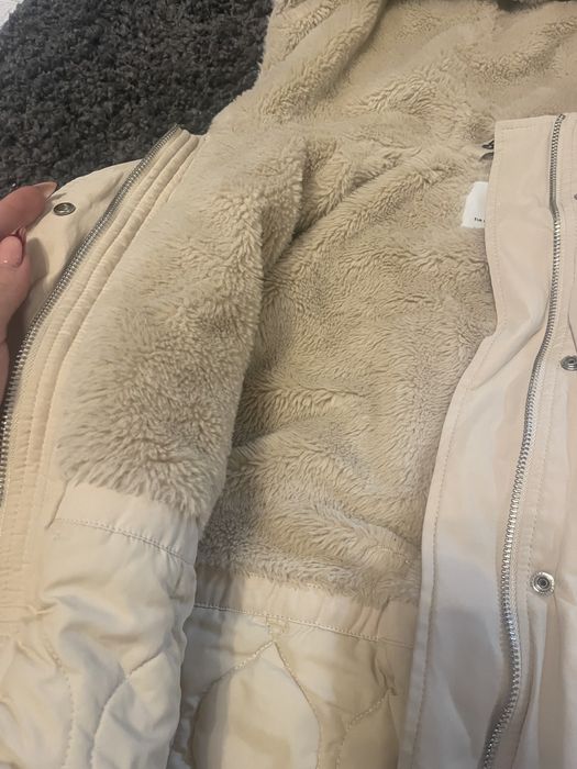 Дамско яке от Bershka