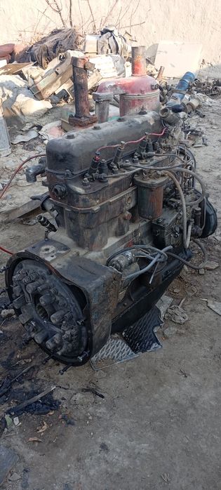 Yumizi traktor zapchaslari.