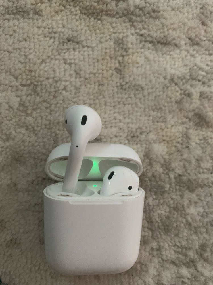 Air pods 2(оригинал)