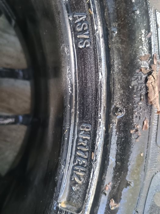 Jante BMW R17 + cauciucuri all season