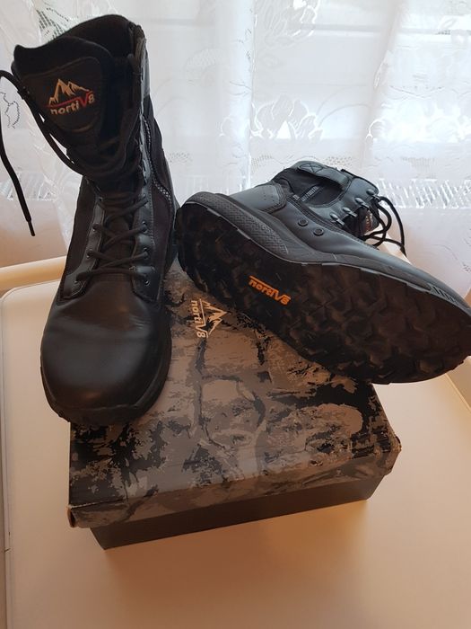 Bocanci militari, mărime 42