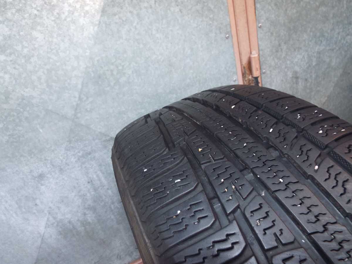 vand 4 anvelope de iarna 225/55/17 nokian WRa3 pret 600ron toate4