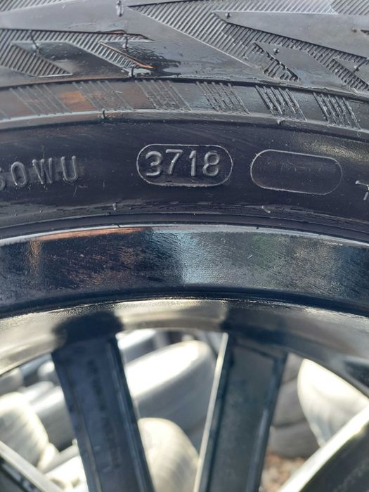Set 4 anvelope Nokian wr suv4  235 55 r19 ci121