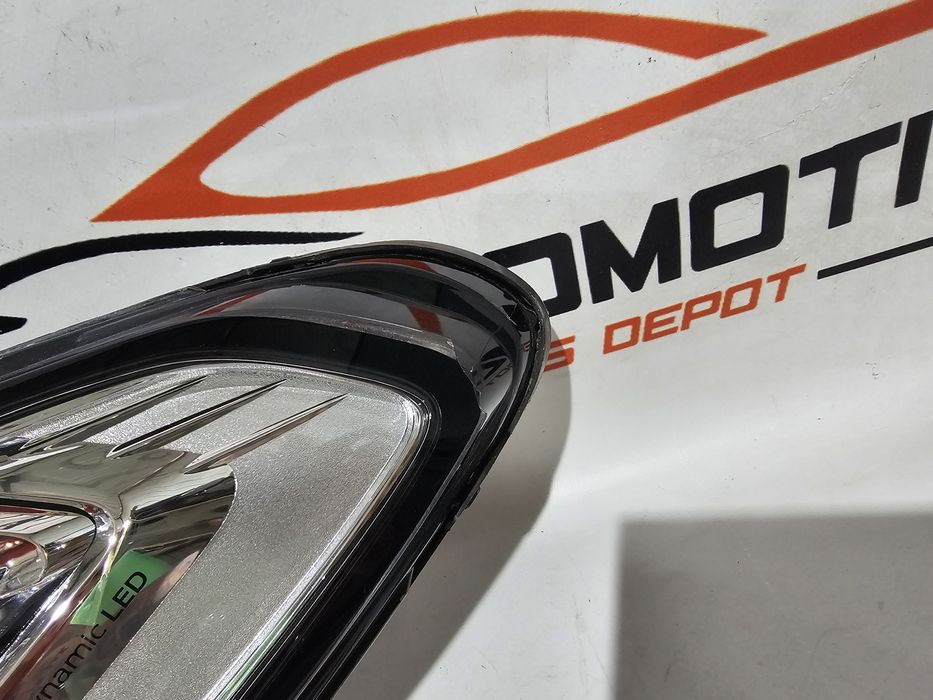 Far stanga led Ford Mondeo Mk5 cod ES73-13D155-AH