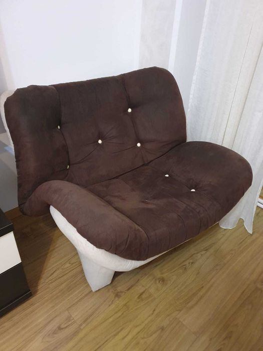 Canapea extensibila si 2 fotolii SH